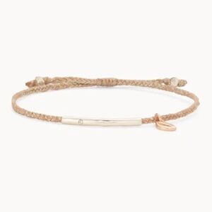 Stella & Dot Bracelet Silver/Gold Tone Lips Sending Kisses xoxo